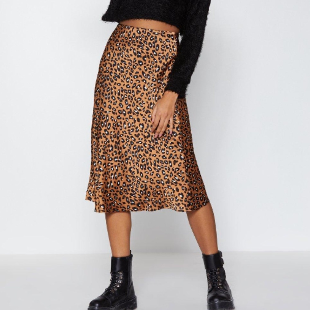 Leopard Midi Skirt